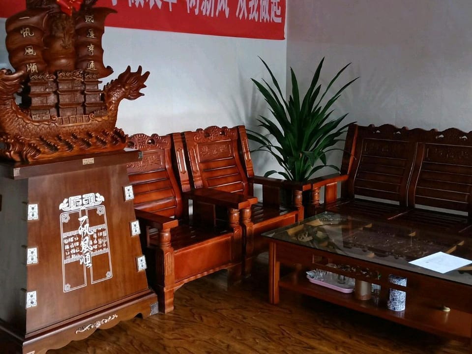 Xinhong Inn Hotel in China