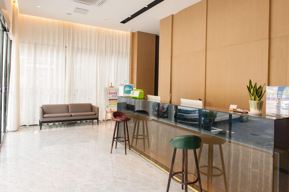 Travel Together Selected Hotels (Yuzhou Plaza Branch) Hotel in Jiangsu
