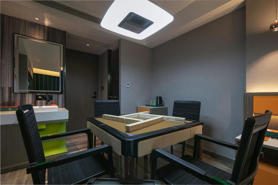 CEO·Zhouyue Hotel (Yiwu Chengxi Logistics Park Branch) Hotel in Hangzhou