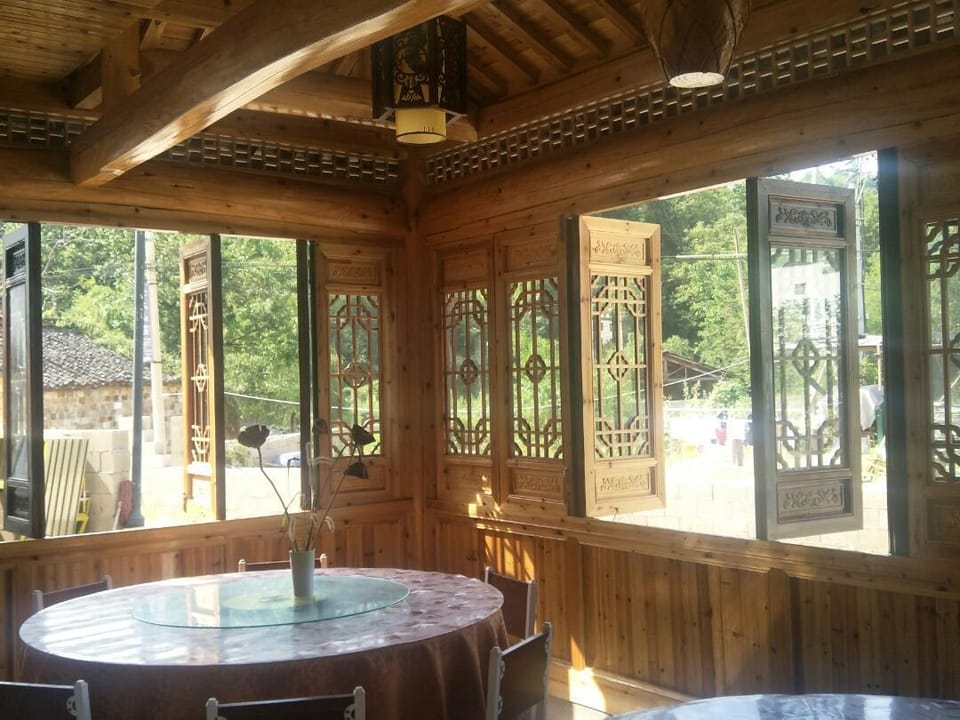 Yuebin Inn Hotel in Zhejiang