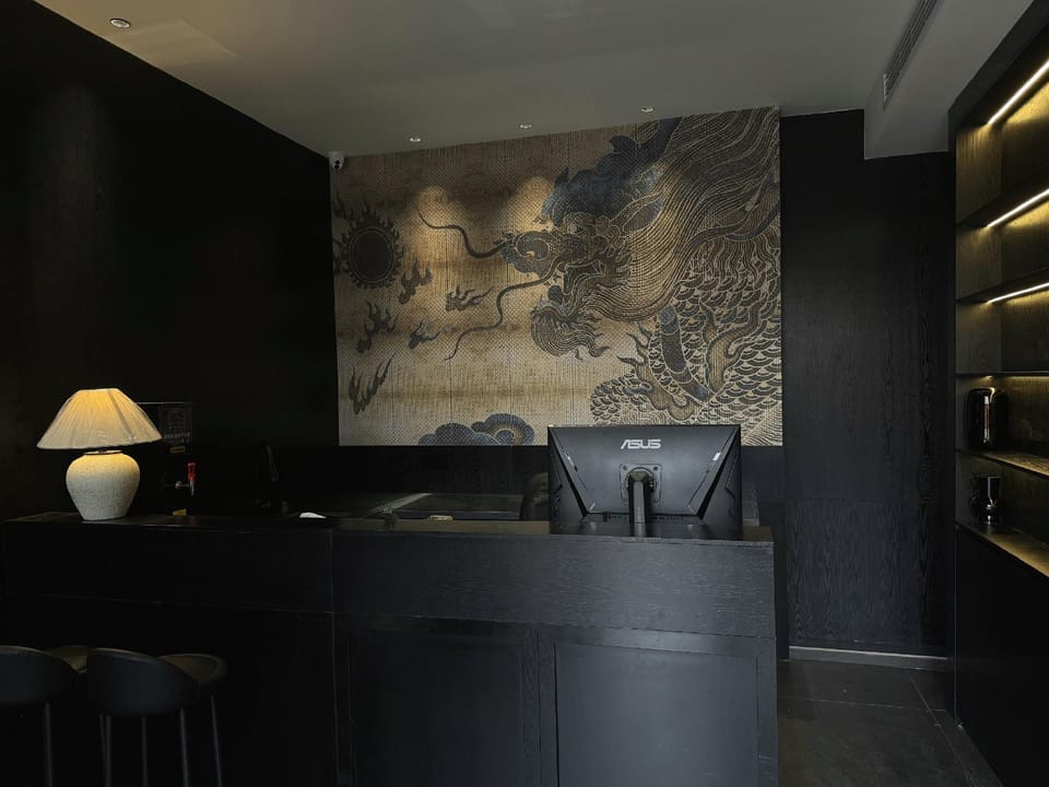 Zuo Xiong LUXURY Esports Hotel (Wuhu Ancient City Branch) Hotel in Nanjing