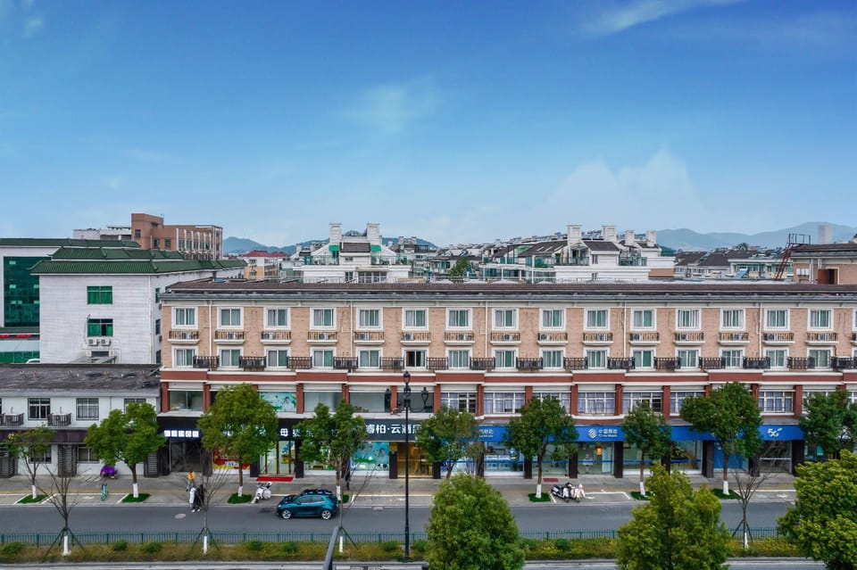 Home Inns-affiliated Ripple Cloud Hotel, Pingyao Square, Liangzhu Archaeological Site Park, Hangzhou Hotel in Hangzhou