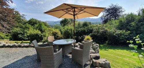 Spring Cottage at PenYCoed Hall Hotel in Dolgellau