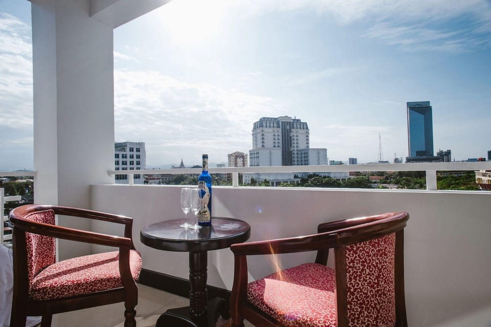 BALY HOTEL HUE Hotel in Laos