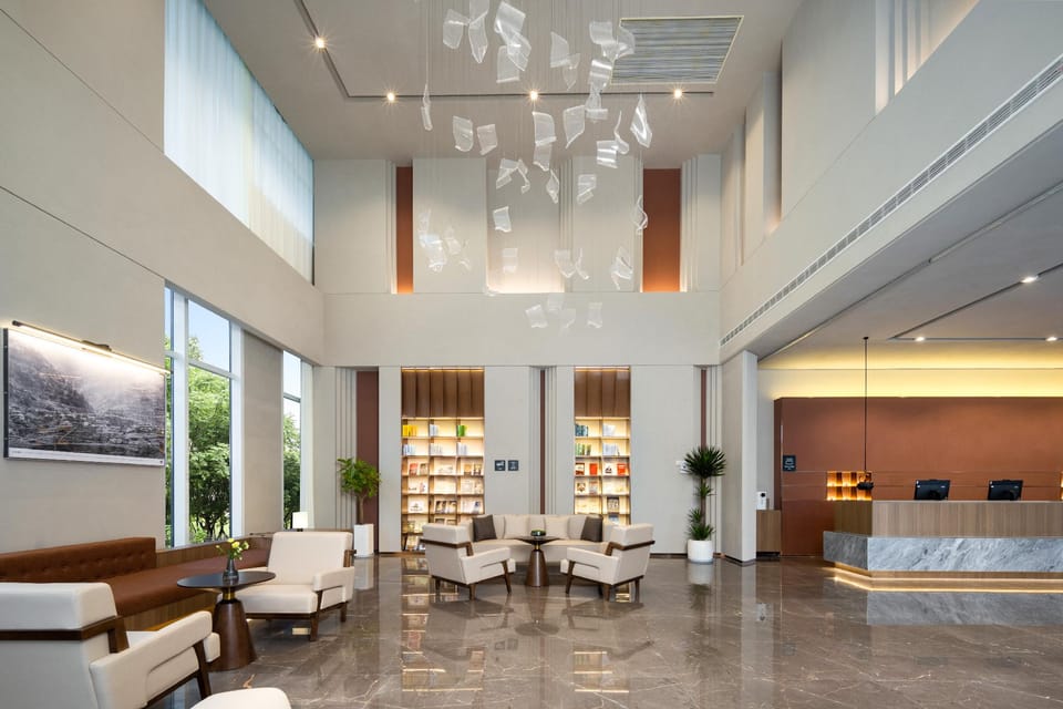 Atour Hotel Hangzhou Canal Huzhou Street Hotel in Hangzhou