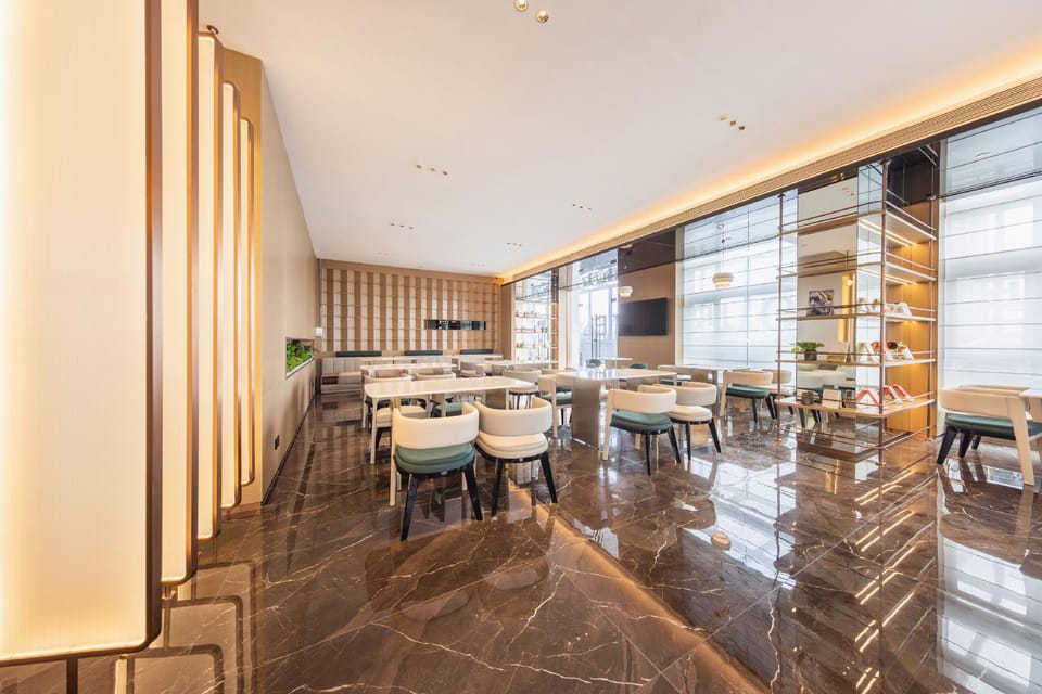 Atour Hotel Guangzhou Baiyun Taihe Private Technology Park Hotel in Guangzhou