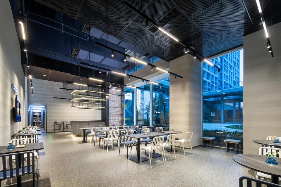 Atour Lite Hotel Hangzhou Zijin Port Science and Technology City Hotel in Hangzhou