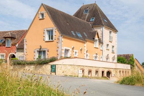 Les Belleme Golf - Self-catering Apartments Hotel in Normandy