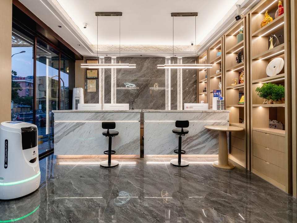Yizhai Smart Business Hotel (Yiwu High-speed Railway Station Branch) Hotel in Hangzhou