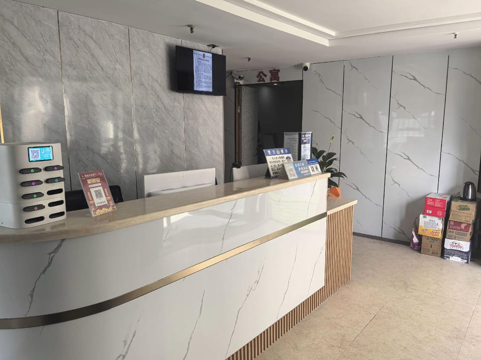 Jin Hui Business Hotel (Beilun Hongji Plaza Branch) Hotel in Zhejiang
