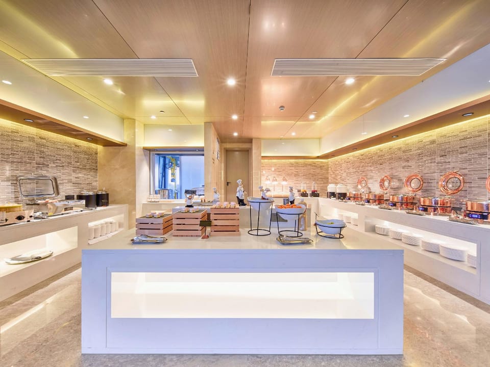 Lavande Hotel (Huzhou Changxing Taihu Avenue Branch) Hotel in Suzhou