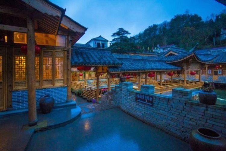 Youjian Nanshan B&B Hotel in Zhejiang
