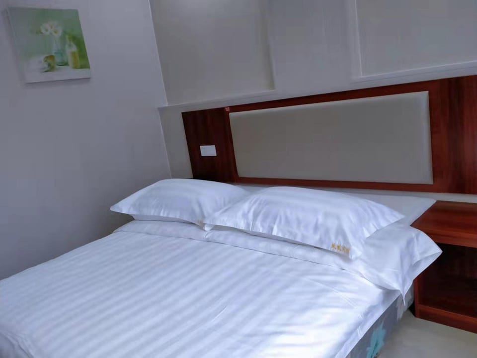 Phoenix Hotel Hotel in China