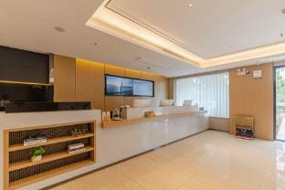 Convenience City Hotel (Hefei Baoye Square East Qili Subway Station) Hotel in Jiangsu