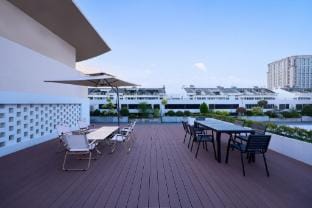 Manji Hotel (Shaoxing Paojiang Business & Trade City Branch) Hotel in Hangzhou