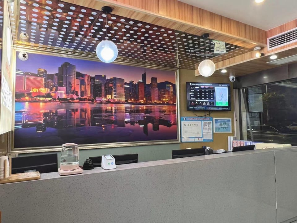 Home Inns - Nanjing Jiangning Xinting Road Metro Station Longhu Tianjie Huayi Select Hotel Hotel in Nanjing