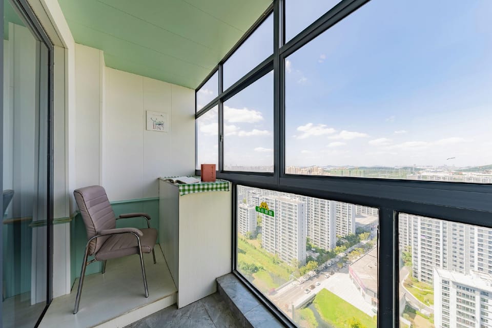 City Living Audio-Visual Hotel (Dangtu High-speed Railway East Station Branch) Hotel in Nanjing