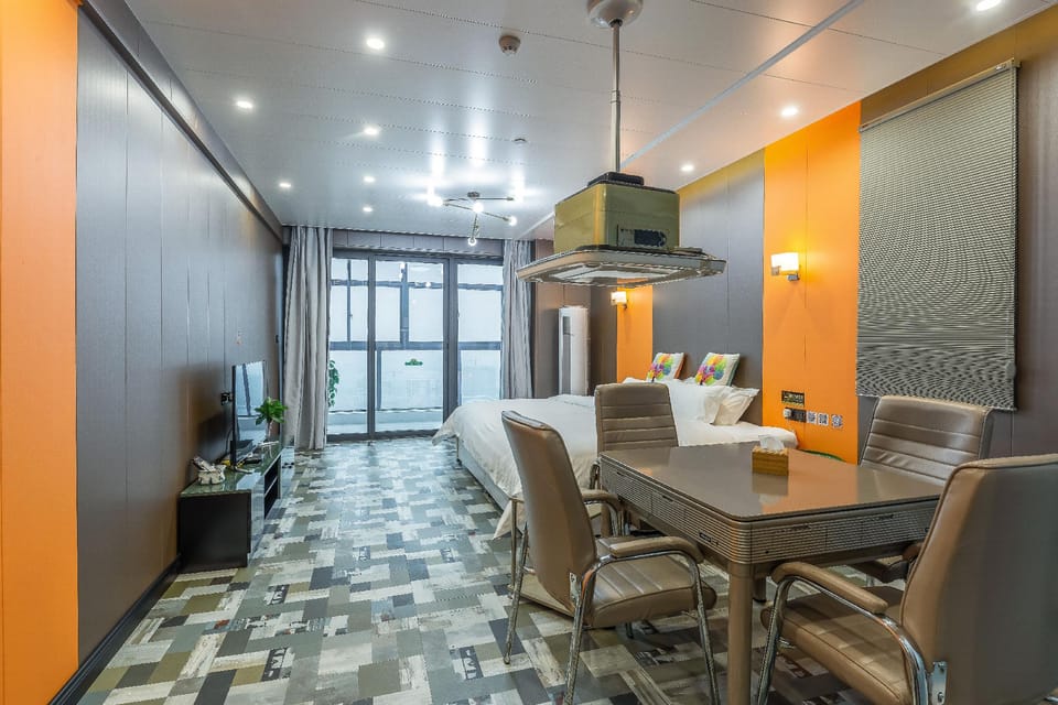 City Living Audio-Visual Hotel (Dangtu High-speed Railway East Station Branch) Hotel in Nanjing