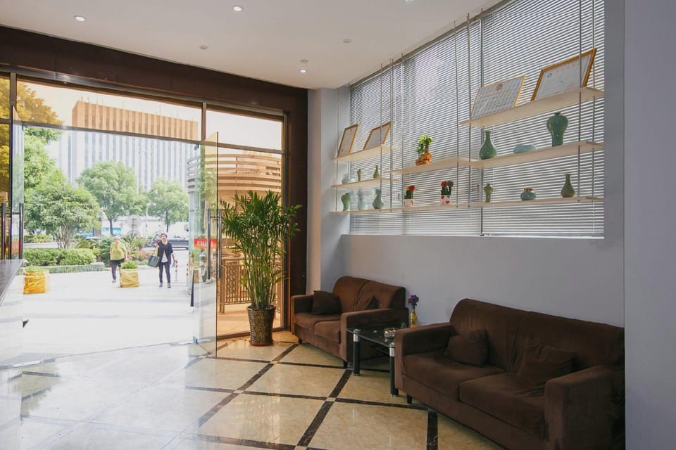 Holiday Inn Nottingham (Baolong Plaza Branch) Hotel in Hangzhou