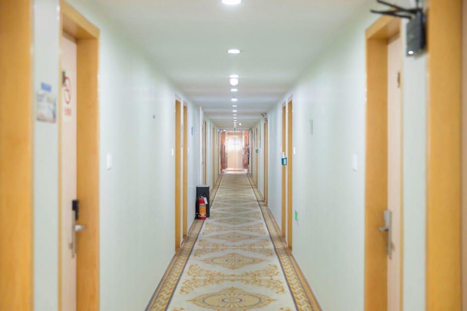 Yunting Business Hotel (Provincial Cancer Hospital Branch) Hotel in Hangzhou