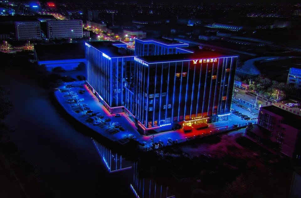 Vienna Hotel (Deqing Linhang Logistics Park, Zhejiang) Hotel in Hangzhou