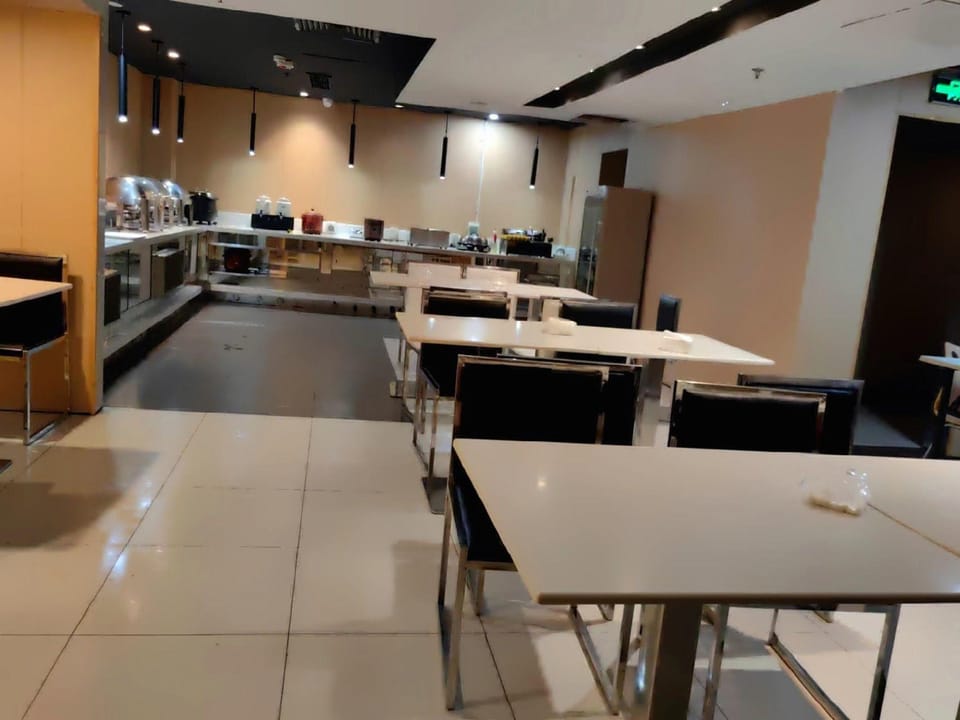 Ji Fen Qing Chen Hotel (Yongkang Baolong Plaza Branch) Hotel in Zhejiang