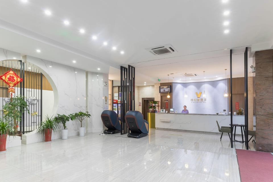 Viano Hotel (Zhangjiagang Jingang Branch) Hotel in Suzhou