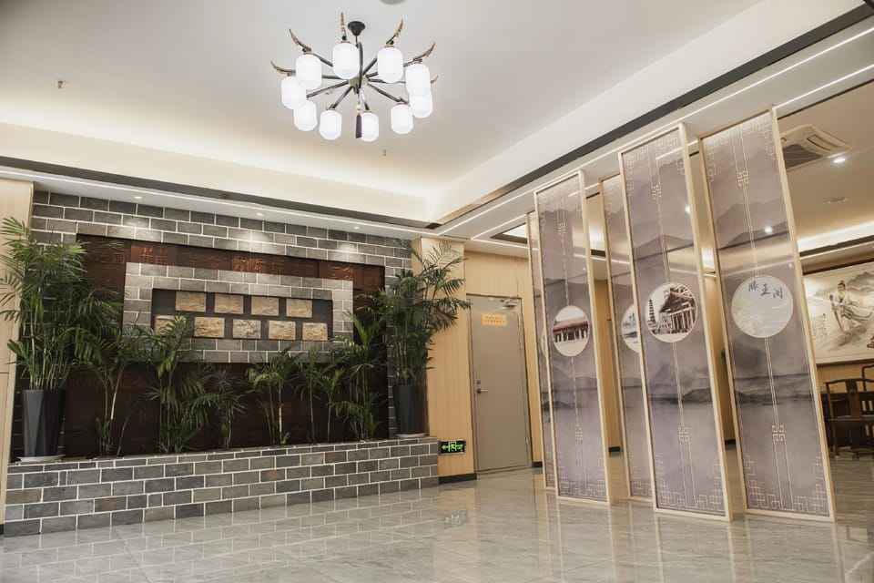 Moban Holiday Hotel (Tengzhou Railway Station Branch) Hotel in Jiangsu