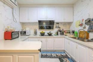 Yingpenglou Homestay Hotel in Shanghai
