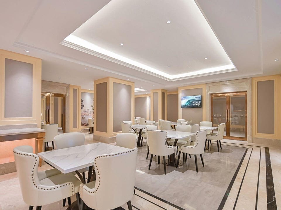Vienna Hotel (Chuzhou Dingyuan RT-Mart Store) Hotel in Jiangsu