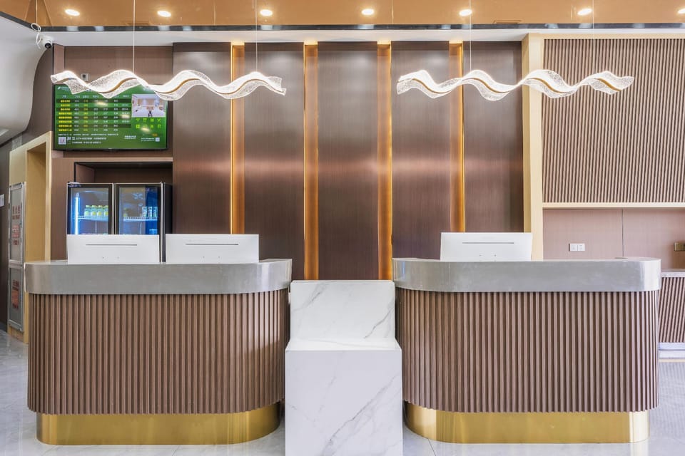 Four Seasons Green Ivy Hotel (Yuyao Mazhu Zhongxin Plaza Branch) Hotel in Zhejiang