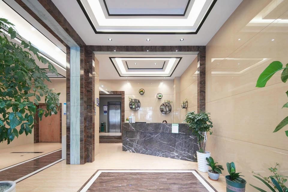 Haomen Smart Hotel (People's Square Branch) Hotel in Hangzhou