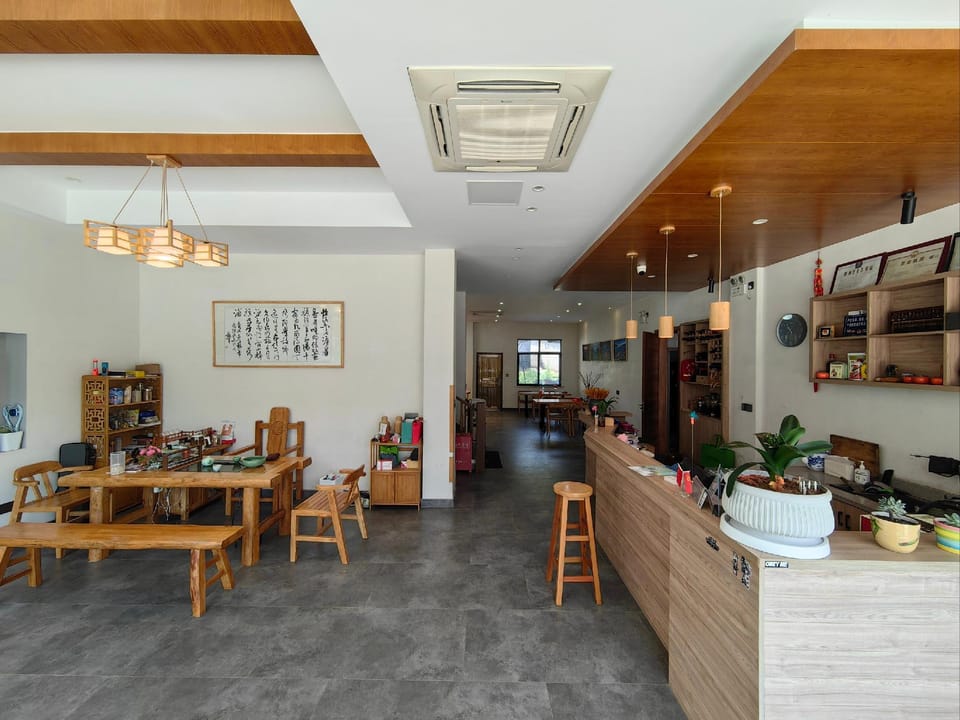 Ye Shang Homestay (Yunhe Terraced Fields Scenic Area Branch) Hotel in Zhejiang