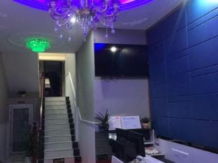 Fuyang Hongxin Hotel (Wuyue Plaza) Hotel in Jiangsu