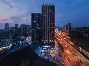 Lisi Future Hotel (Wuhu Zhongshan Road Pedestrian Street) Hotel in Nanjing