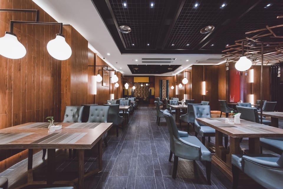 Xin Hongbang Esports Hotel (Fenghua Wanda Plaza Branch) Hotel in Zhejiang