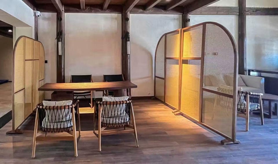Yanguan Chaozhou Music City Water Sound Inn Hotel in Hangzhou