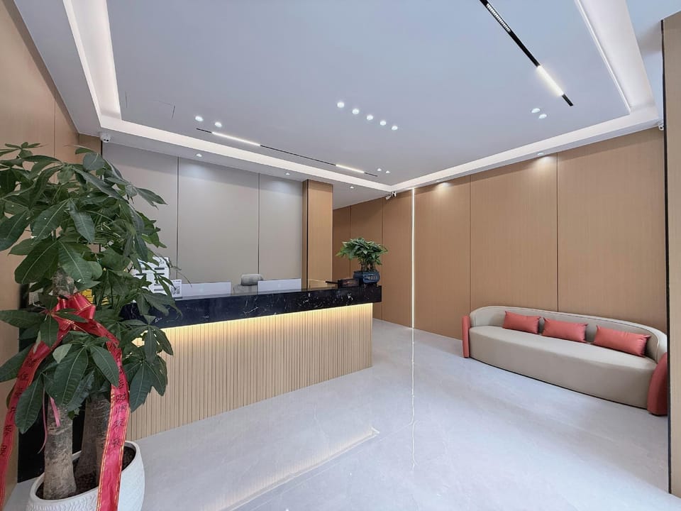 Sunshine Holiday Hotel (Nanxun Ancient Town Branch) Hotel in Suzhou