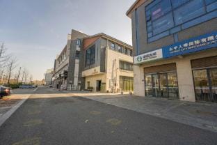 Mojie Electric Sports Hotel (Suqian Yanghe New Area Branch) Hotel in Jiangsu