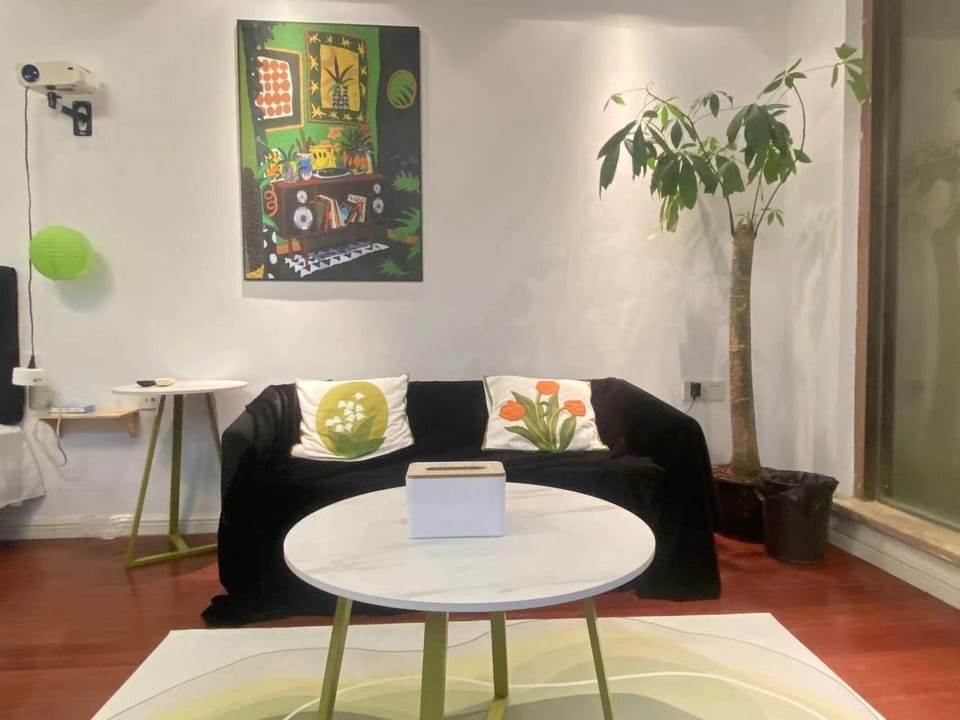 Three Cats Apartment Hotel (Wanda Plaza Branch) Hotel in Nanjing