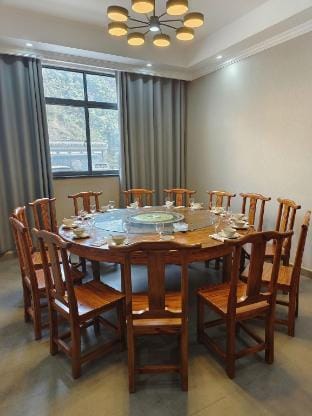 Jiuyun Mountain Residence Hotel in Hangzhou