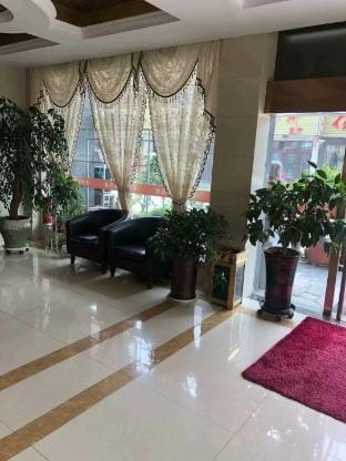 Danyang Yangzijiang Business Hotel Hotel in Jiangsu