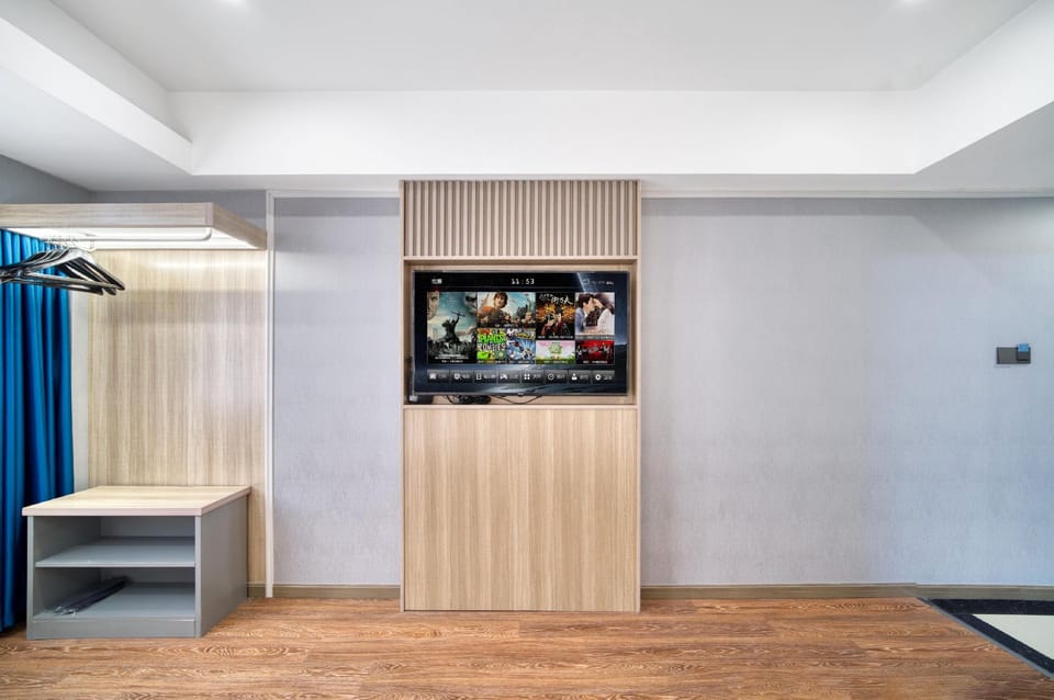 Qiaolong Smart Hotel (Qiaosi Metro Station Branch) Hotel in Hangzhou