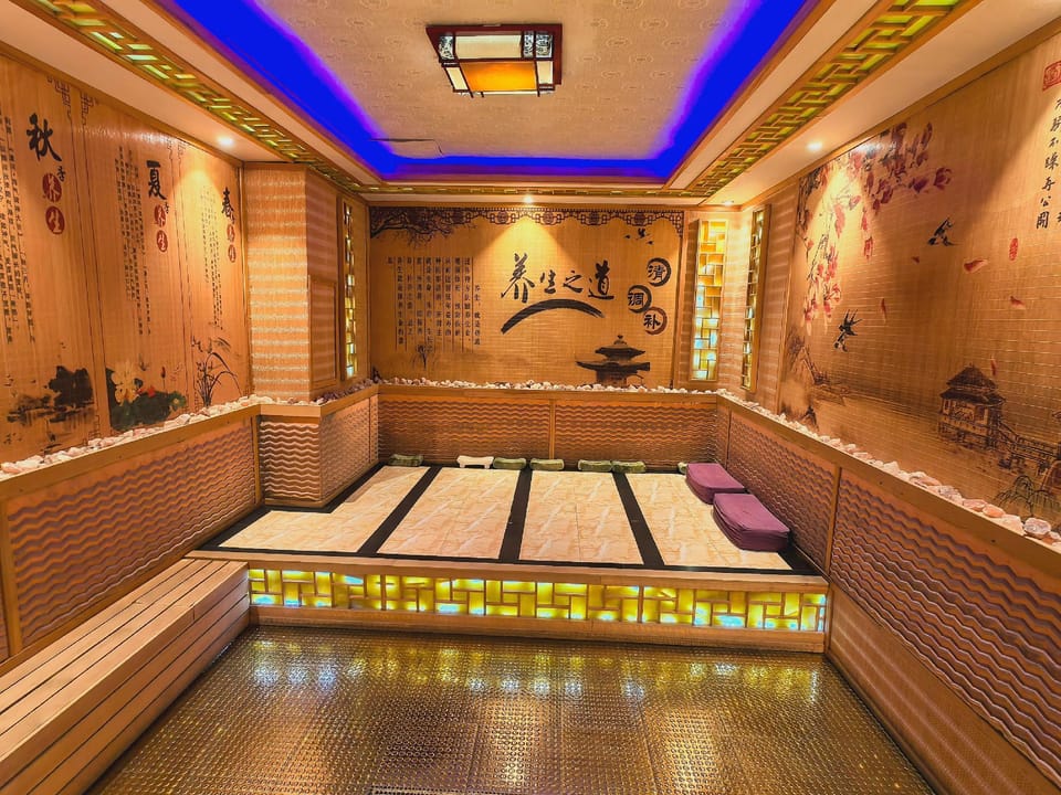 Sanhe Business Hotel Hotel in China