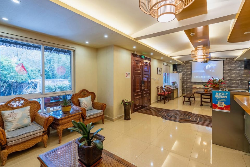 Hangzhou Zhuli Homestay Hotel in Hangzhou