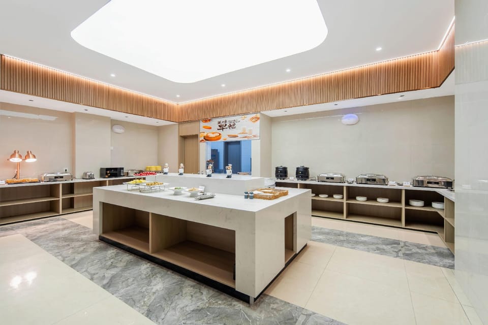 Cat Mountain House Smart Hotel (Changzhou North Railway Station Global Harbor Branch) Hotel in Suzhou
