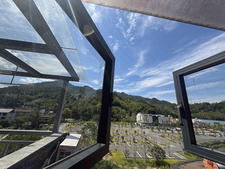 Ancient post station Hotel in Zhejiang
