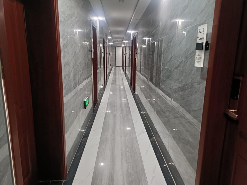 Meet Theme Hotel (Lingtai Branch) Hotel in China