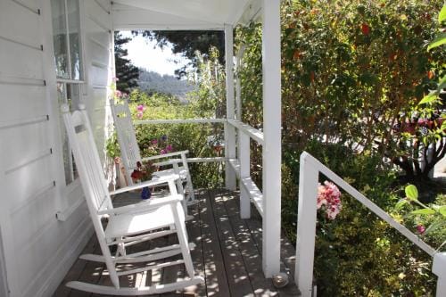 Seagull Inn Bed & Breakfast Hotel in Mendocino
