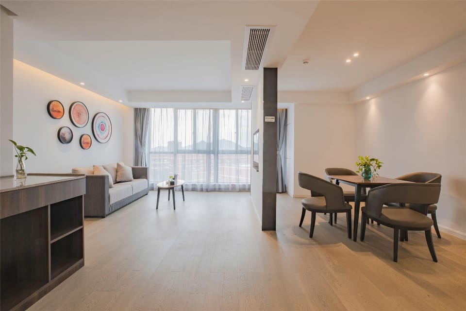 Joyful Song LOFT Hotel (Zhuji University Town Branch) Hotel in Hangzhou